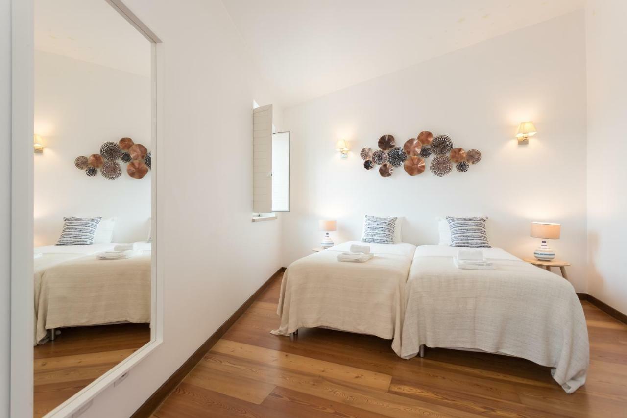 Alfama Modern Two-Bedroom Apartment W/ River View And Parking - By Lu Holidays Lisboa Exteriör bild